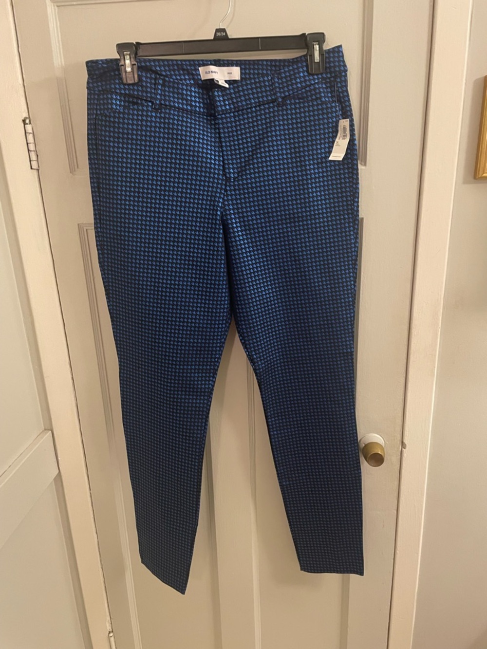 Old Navy Black and Blue Houndstooth Pixie Pants